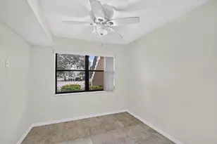 7665 Tahiti Ln, Lake Worth, FL 33467 - Photo 14