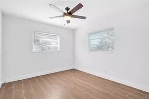 807 NW 7th St, Boca Raton, FL 33486 - Photo 16