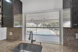 807 NW 7th St, Boca Raton, FL 33486 - Photo 8