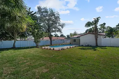 807 NW 7th Street, Boca Raton, FL 33486 - Photo 24