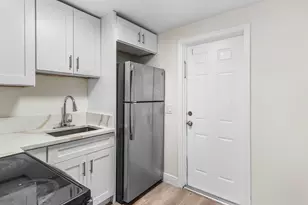 413 N E St, Lake Worth Beach, FL 33460 - Photo 8