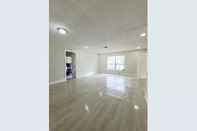 6117 Blue Grass Circle, Lake Worth, FL 33463 - Photo 4