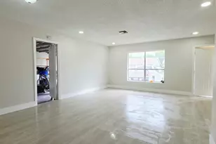6117 Blue Grass Cir, Lake Worth, FL 33463 - Photo 4