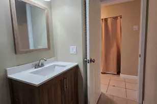 4876 Orleans Ct, Haverhill, FL 33415 - Photo 16
