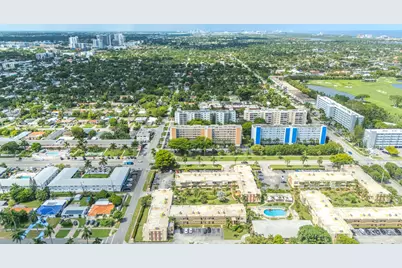 900 NE 12th Avenue #408, Hallandale Beach, FL 33009 - Photo 2