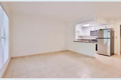 391 SE 19th Avenue SE #7, Pompano Beach, FL 33060 - Photo 6