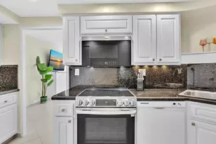 3300 NE 36th St, Fort Lauderdale, FL 33308 - Photo 10