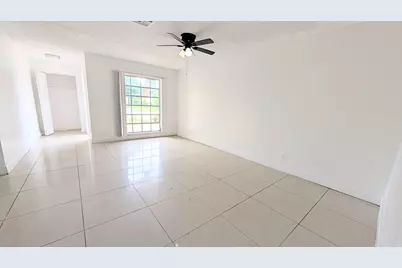 11001 NW 44th Street #EAST, Coral Springs, FL 33065 - Photo 4