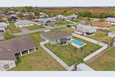 684 SE Crescent Avenue, Port Saint Lucie, FL 34984 - Photo 22