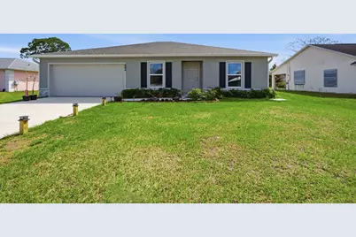 684 SE Crescent Avenue, Port Saint Lucie, FL 34984 - Photo 1