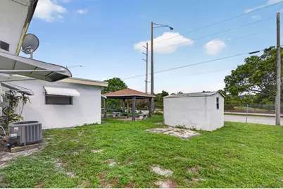 631 SW 10th Court, Deerfield Beach, FL 33441 - Photo 20