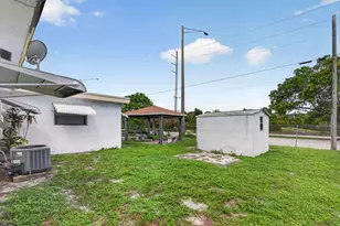 631 SW 10th Ct, Deerfield Beach, FL 33441 - Photo 20