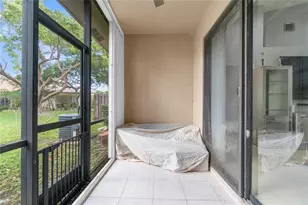 3003 La Mirage Dr, Lauderhill, FL 33319 - Photo 32