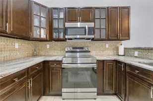 3003 La Mirage Dr, Lauderhill, FL 33319 - Photo 14