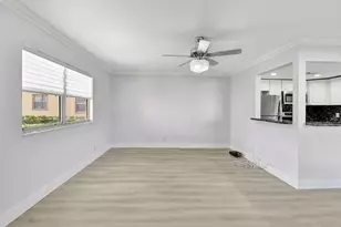 450 Saxony J, Delray Beach, FL 33446 - Photo 4