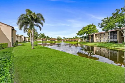 722 Sunny Pine Way #F1, Greenacres, FL 33415 - Photo 2