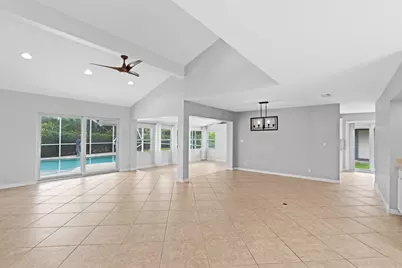 925 Foxpointe Circle, Delray Beach, FL 33445 - Photo 4