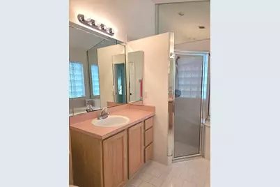 139 Saratoga Boulevard E, Royal Palm Beach, FL 33411 - Photo 20