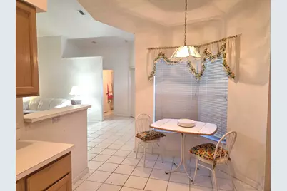 139 Saratoga Boulevard E, Royal Palm Beach, FL 33411 - Photo 12
