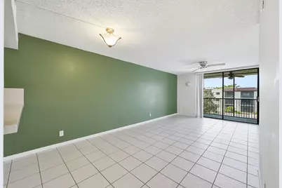 10501 W Broward Boulevard #405, Plantation, FL 33324 - Photo 4