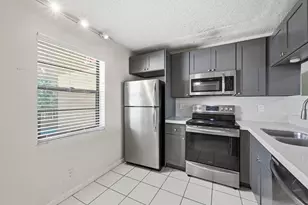 10501 W Broward Blvd, Plantation, FL 33324 - Photo 8