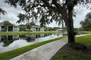 901 Sabal Ridge Cir, Palm Beach Gardens, FL 33418 - Photo 20