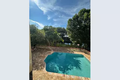 4265 NW Tamiami Canal Dr #1-312, Miami, FL 33126 - Photo 2