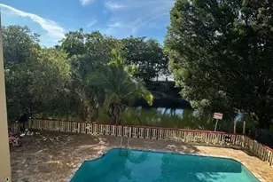 4265 NW Tamiami Canal Dr, Miami, FL 33126 - Photo 2