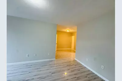 935 8th Street #18, Miami Beach, FL 33139 - Photo 10
