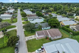 2705 SW Riviera Rd, Stuart, FL 34997 - Photo 32