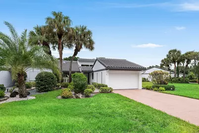 61 Hampshire Lane, Boynton Beach, FL 33436 - Photo 4