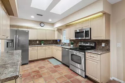 61 Hampshire Lane, Boynton Beach, FL 33436 - Photo 12