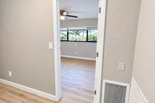 3801 N Andrews Ave, Oakland Park, FL 33309 - Photo 10