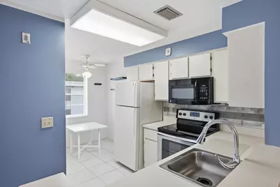 14898 Wedgefield Drive #208, Delray Beach, FL 33446 - Photo 8