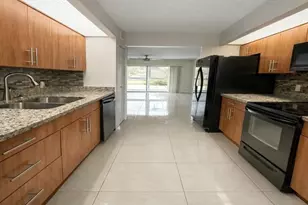 12551 SW 16th Ct, Pembroke Pines, FL 33027 - Photo 18