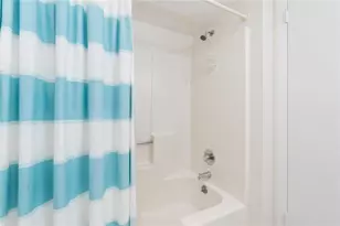 1180 Carlton Ct, Fort Pierce, FL 34949 - Photo 18