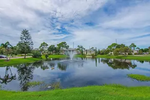 1505 SE Royal Green Cir, Port Saint Lucie, FL 34952 - Photo 32