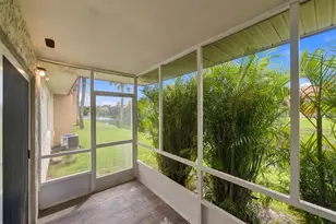 193 Lake Evelyn Dr, West Palm Beach, FL 33411 - Photo 22