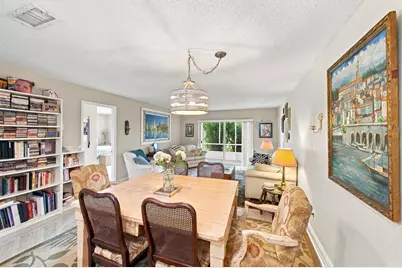 193 Lake Evelyn Drive, West Palm Beach, FL 33411 - Photo 4