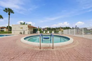 193 Lake Evelyn Dr, West Palm Beach, FL 33411 - Photo 30