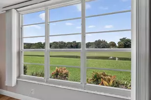 575 Oaks Ln, Pompano Beach, FL 33069 - Photo 26