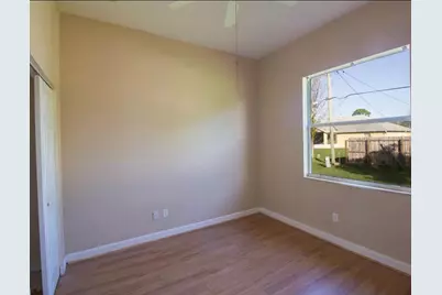 787 SE Evergreen Terrace, Port Saint Lucie, FL 34983 - Photo 6