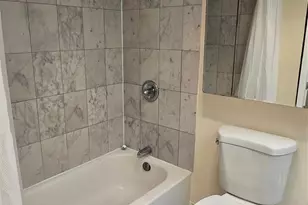 2950 N Palm Aire Dr, Pompano Beach, FL 33069 - Photo 8