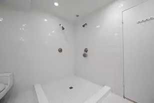 13329 Polo Club Rd, Wellington, FL 33414 - Photo 20