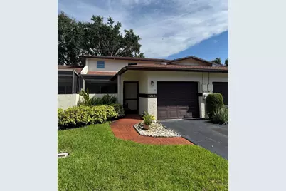 9267 NW 61st Street, Tamarac, FL 33321 - Photo 4