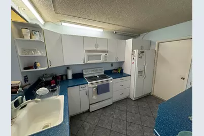 9267 NW 61st Street, Tamarac, FL 33321 - Photo 10