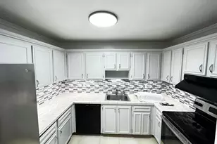 5050 NW 7th St, Miami, FL 33126 - Photo 2