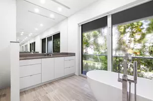 224 Atlantic Ave, Palm Beach, FL 33480 - Photo 22