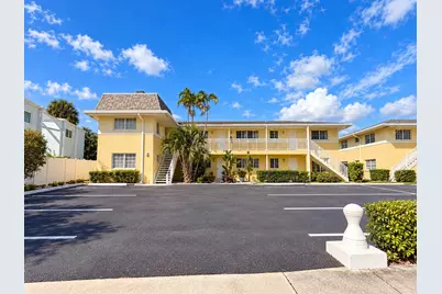 405 Southwind Drive #2, North Palm Beach, FL 33408 - Photo 2