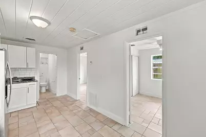 120 Pleasant Place #2, Palm Springs, FL 33461 - Photo 18